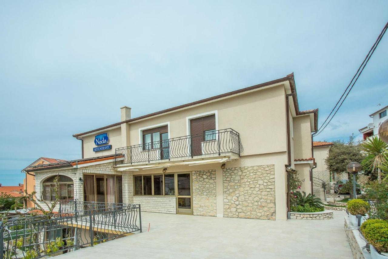 Apartments Nada Palit Bagian luar foto